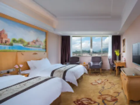 Vienna International Hotel (Yangchun International Branch) Hotéis em Yangchun