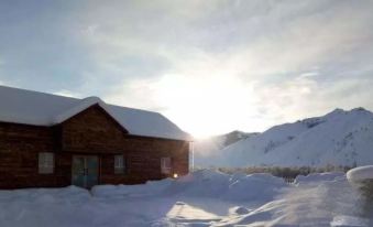 Fuyun Shaina Featured Homestay (Keketuohai)