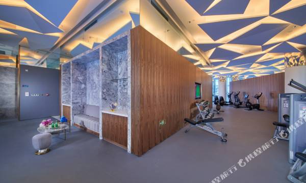 Hangzhou Binjiang Powerlong Art Hotel (Chengye Road Subway Station)