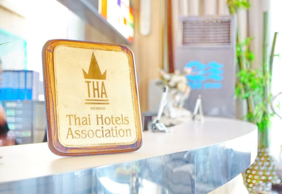 Bay Srinakarin Hotel Over view