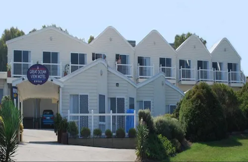 A Great Ocean View Motel