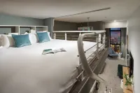 River天際LOFT歡聚公寓（重慶解放碑店）