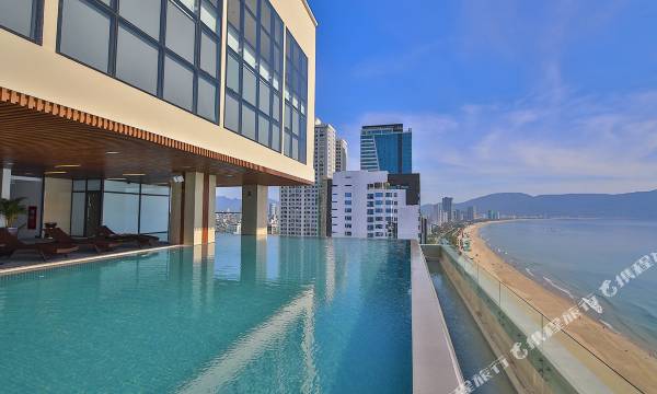 Balcona Hotel Da Nang