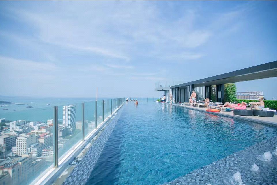 2. 더 베이스 센트..