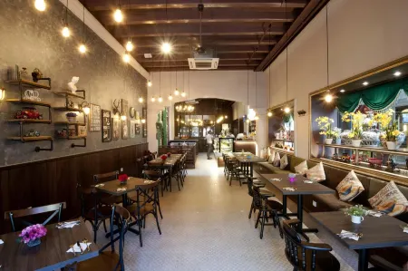 Kimberley Hotel Georgetown Отели рядом с достопримечательностью «Hean Boo Thean Temple»