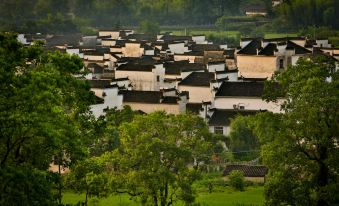 Qinghuiyuan Inn