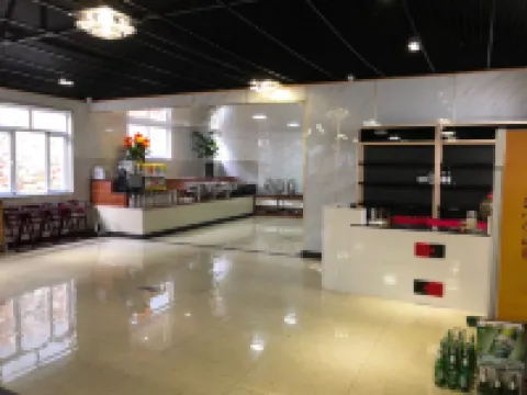 Moon Bay Holiday Hotel