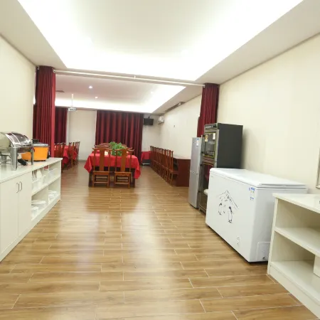Tianhai Yuyuan Hotel (Jiujiang Railway Station)