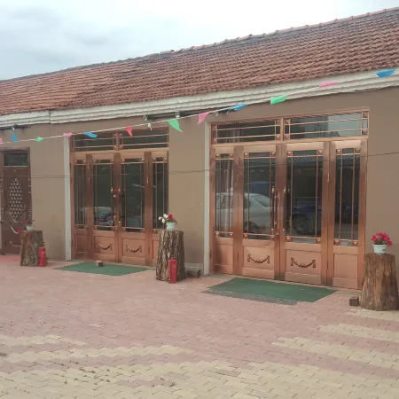 Genhe Hongjin Family Inn