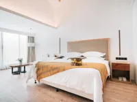Xianzai Houshe Hotel (Dujiangyan Scenic Area) 두장옌 호텔