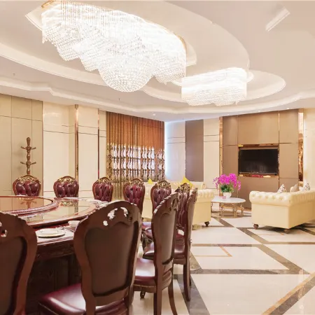 Jinju Hotel Отели в г. Луннань