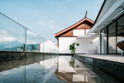 Xianzai Houshe Hotel (Dujiangyan Scenic Area)