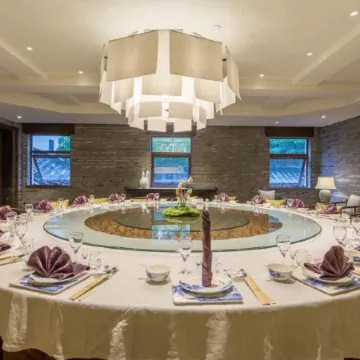 Dongya Hotel