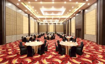 BiglandOtel Sentul - Suites and Convention