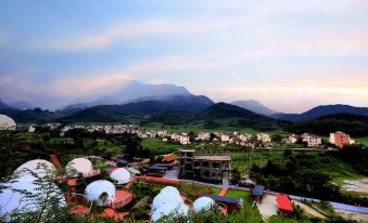 Starry Sky Hotel