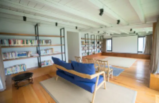 Yi Shuang Ren Hostel