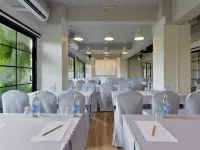 Ruenthip Pattaya Hotels near Mum Aroi Naklua