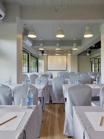 รูปภาพของเรือนทิพย์ พัทยา