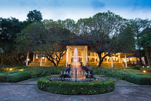 The Imperial Chiang Mai Resort & Sports Club - parking