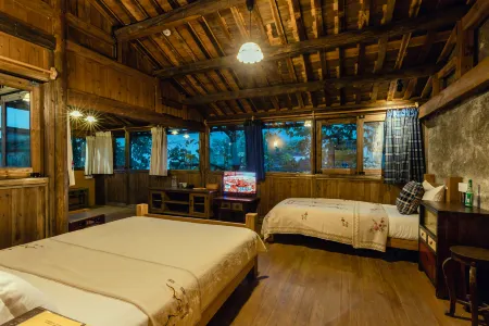 Pig's Inn (Yi County Bishan) Отели рядом с достопримечательностью «Yujianxiuli Water Town»