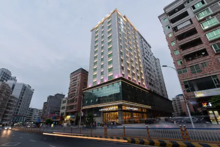 Lavande Hotel (Heyuan Longchuan) Отели рядом с достопримечательностью «Heyuan Tuocheng»