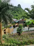 Lingang Hotel