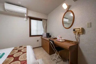 Kawasaki Station Inn فنادق في 