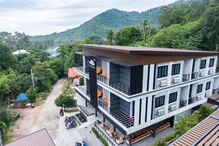 Chaantalay Hotel Отели в г. Ко Тао