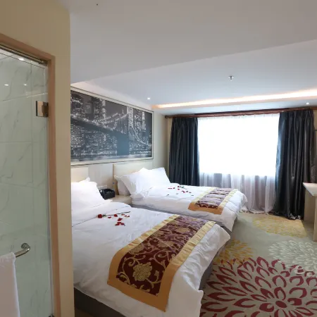 Holiday Hotel