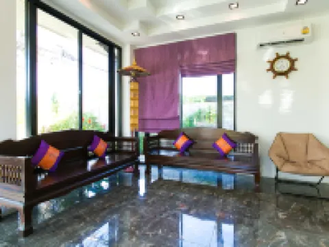 SakSukSmile Resort สักสุขสไมล์ รีสอร์ท โรงแรมในสุโขทัย