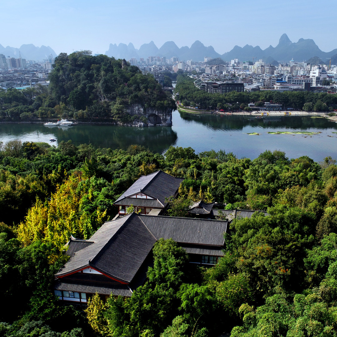 桂林訾洲四景リゾートホテル(兩江四湖象鼻山)