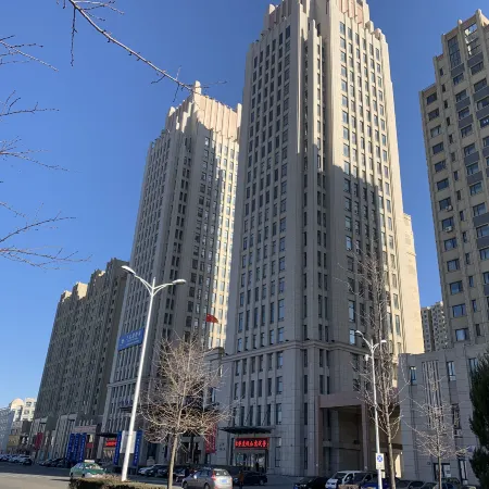 Yijia Holiday Hotel