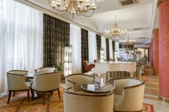 Petr I Hotel のホテル