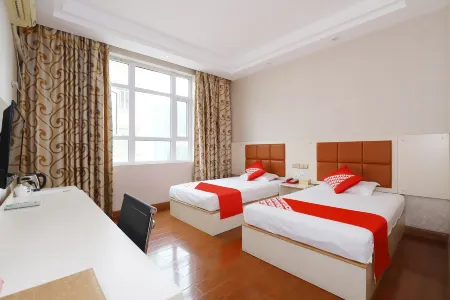 Xincheng Pleasant Winery Hotel Отели рядом с достопримечательностью «Motu Tusi Yamen - Tongtian Temple»