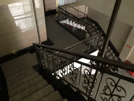 Xiangge Lila Hotel Отели в г. Цзянхуа