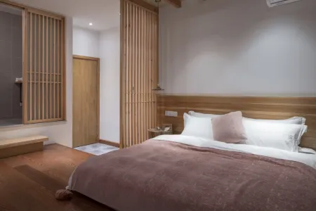 ZEN INN XIANGYAN Отели рядом с достопримечательностью «Jinxi Town»