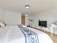 途寓主题公寓(广州安华汇店) - 现代艺术复式四床房