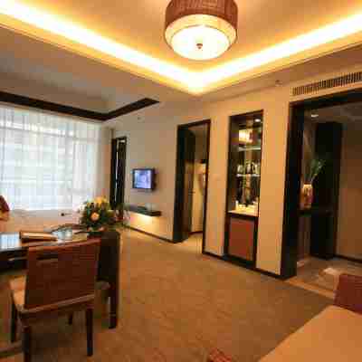 Xihai Hot Spring Holiday Hotel Rooms