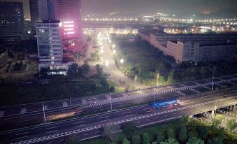 Hanzhang Liangjiang Hotel (Chongqing Yuzui Branch)