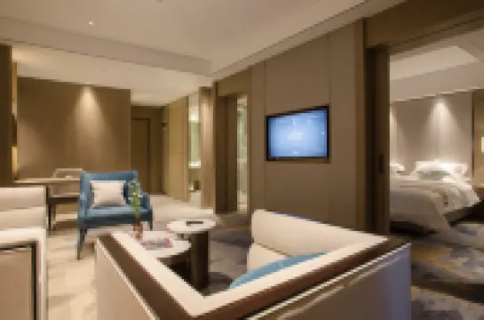 BYBROOK RESORT HOTHL Hotels near Qunli Bund Ecological Wetland