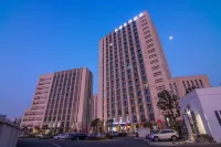 Yitel Collection (Shanghai Qiantan Expo Garden Branch) Hotels near Jiyang Park (North Gate)