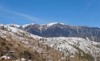 Chureshwar Resort - Housity