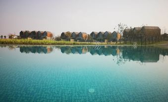 Nanjing Yunshuijian Parent-child Resort Hotel