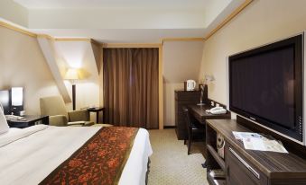 5. K Hotel..