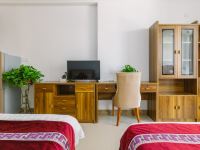 威海柒朵小舍公寓 - 标准亲子一室二床房