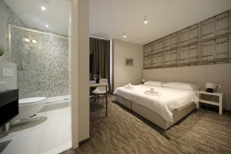 Downtown Boutique Hostel Отели в г. Задар