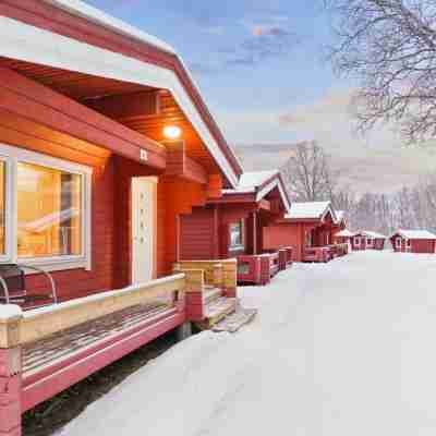 Tromsø Lodge & Camping Hotel Exterior