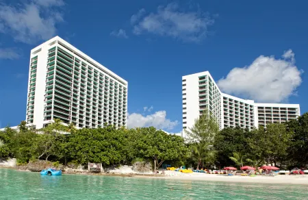Guam Reef Hotel Отели в г. Тамунинг