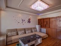 西宁梦亚家庭式公寓 - 双大床四人套房