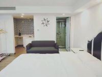 杭州悠悠酒店式公寓 - 欧式大床房